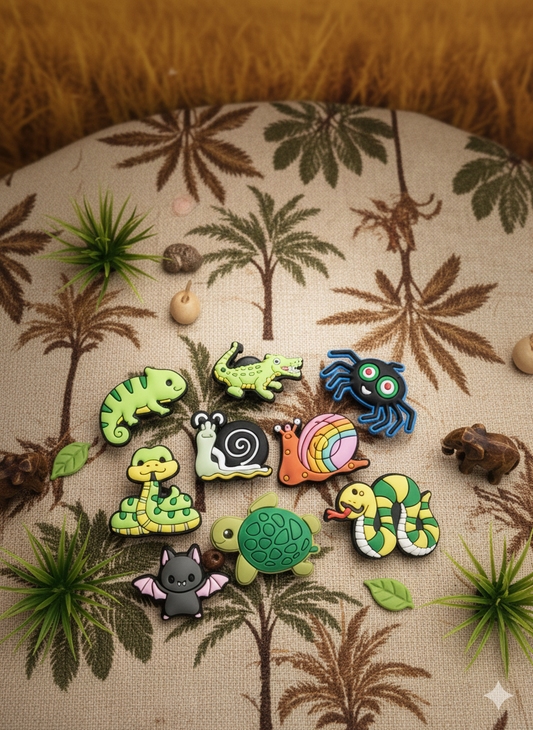 Set Of Scary Reptiles Snakes Lizards Croc Charms - pcs